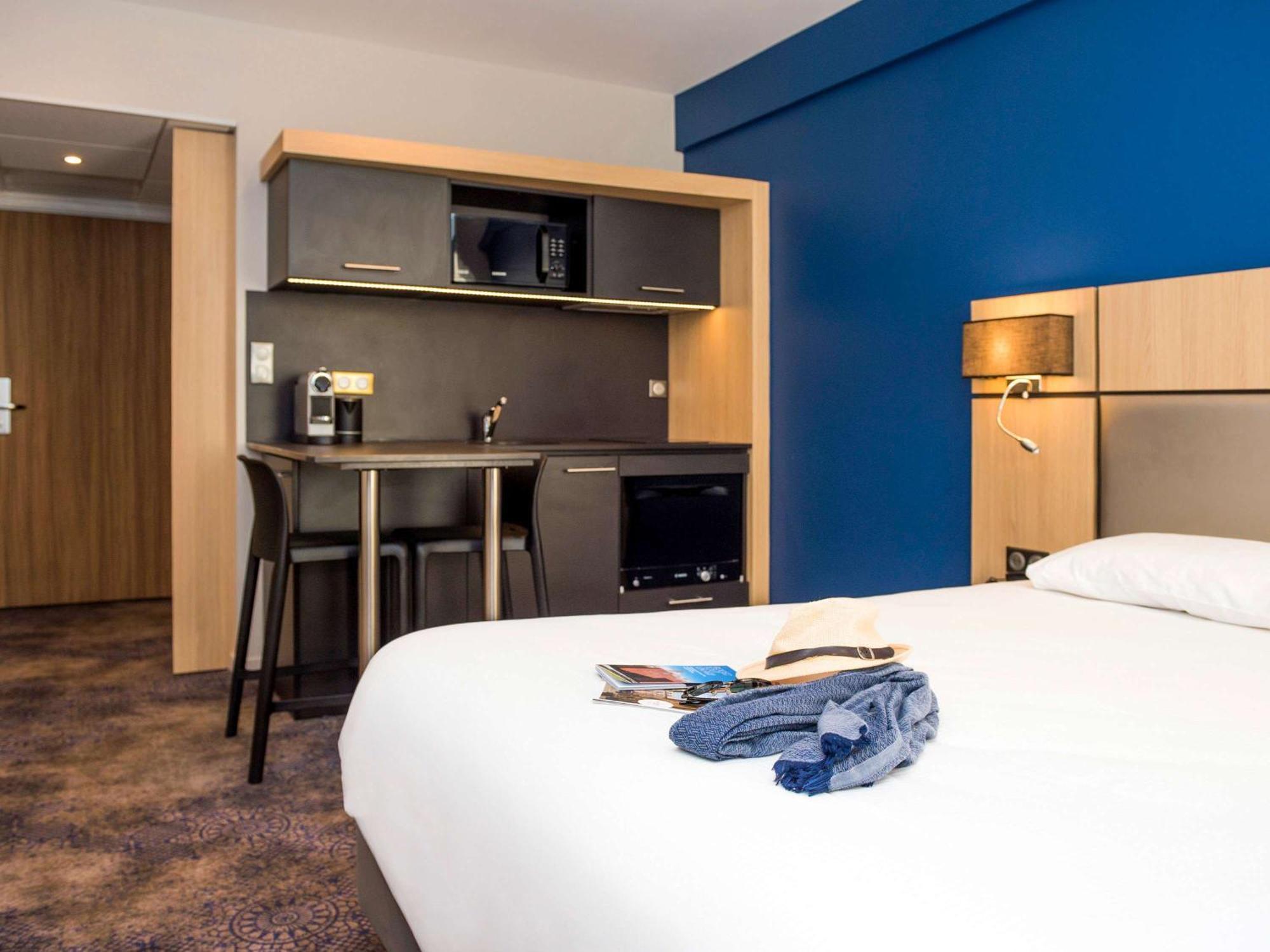 Hotel Mercure Rodez Cathedrale Ngoại thất bức ảnh