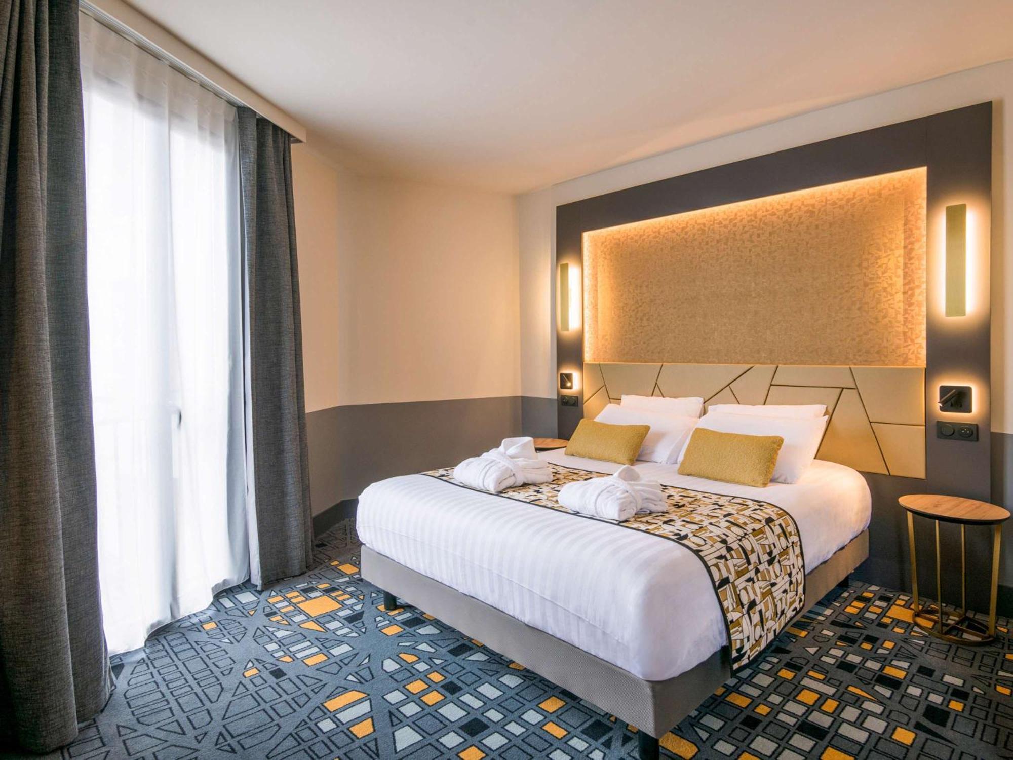 Hotel Mercure Rodez Cathedrale Ngoại thất bức ảnh